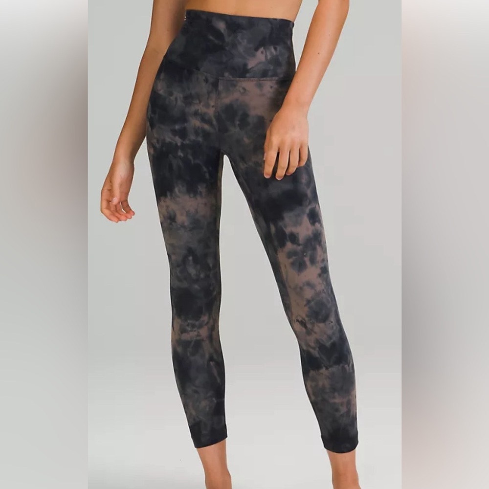 lululemon Align High-Rise
Leggings 25"